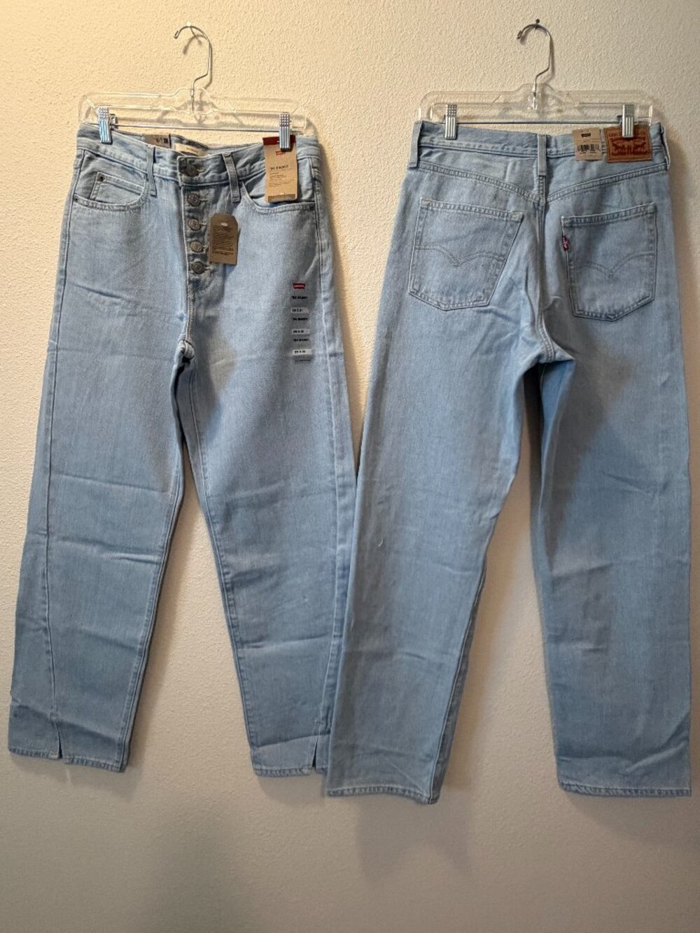 BRAND NEW! Levi's Women's '94 Baggy Twisted Jeans